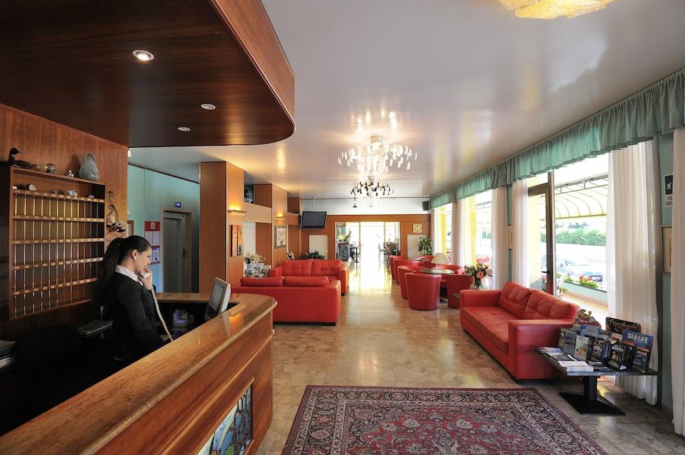 Hotel Jadran Lido di Jesolo Exterior foto